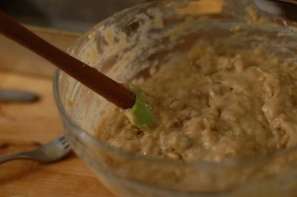 Brown Sugar Oat Flour Walnut Banana Bread. What I want for breakfast tomorrow. From Blossom To Stem | Because Delicious www.blossomtostem.net