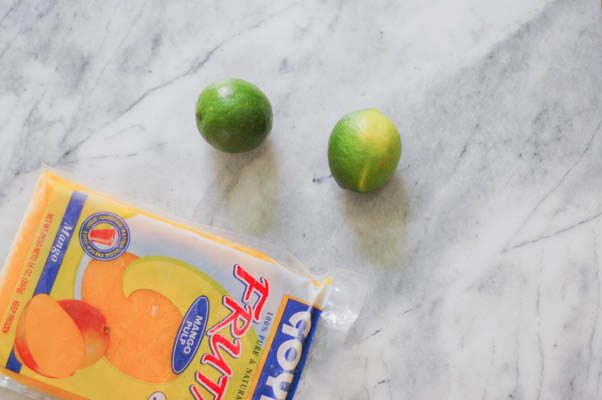 Mango Lime Popsicles! These taste like summer. From Blossom To Stem | Because Delicious www.blossomtostem.net