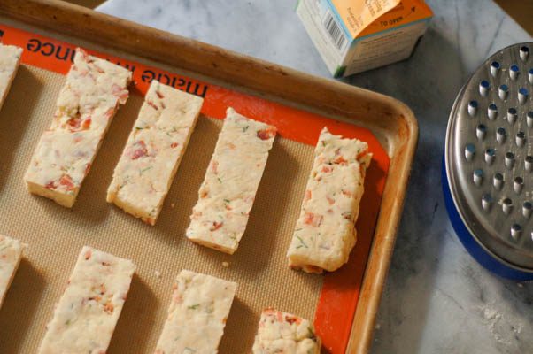 Bacon Cheddar Scones | Blossom to Stem | Because Delicious | www.blossomtostem.net