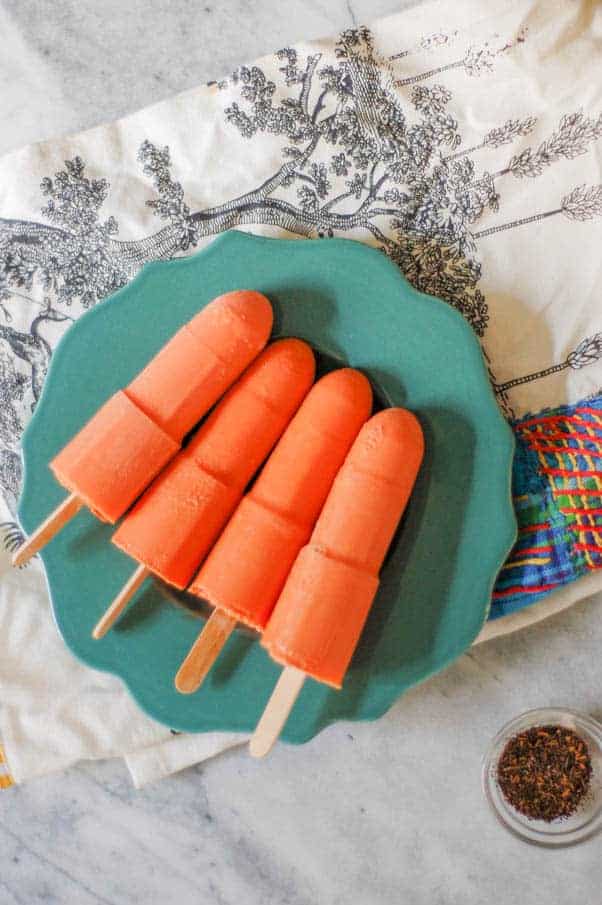 Thai Iced Tea Popsicles. Creamy black tea ice pops with a hint of vanilla and spice. From Blossom to Stem | Because Delicious www.blossomtostem.net Gluten free, vegetarian