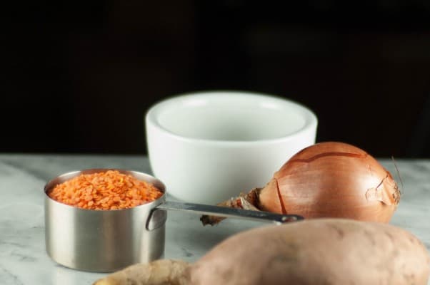 Sweet Potato, Red Lentil, and Green Pea Curry. A simple, warming Indian dish. Perfect for cold days. From Blossom to Stem | Because Delicious www.blossomtostem.net #glutenfree #vegetarian #vegan