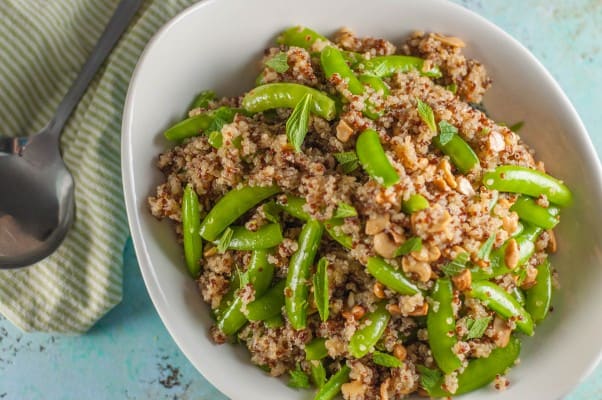 Sugar Snap Pea and Cashew Quinoa Bowl