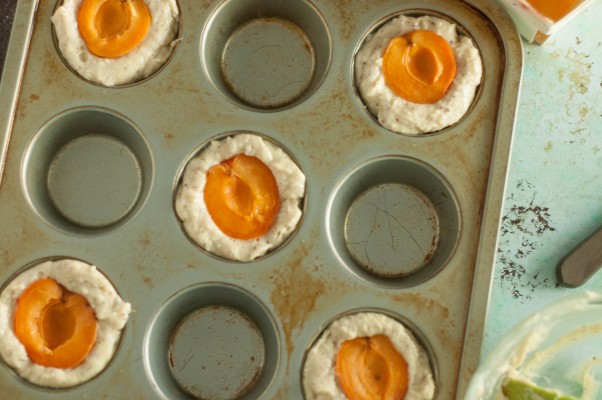 Apricot Almond Muffins | Blossom to Stem | Because Delicious | www.blossomtostem.net