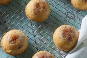 Brown Butter Apple Almond Cakes. Nutty, buttery, cinnamon-scented apple cakes. A rustic, comforting dessert. Gluten free. From Blossom to Stem | Because Delicious | www.blossomtostem.net