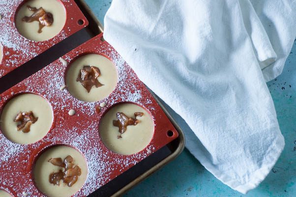 Brown Butter Apple Almond Cakes. Nutty, buttery, cinnamon-scented apple cakes. A rustic, comforting dessert. Gluten free. From Blossom to Stem | Because Delicious | www.blossomtostem.net