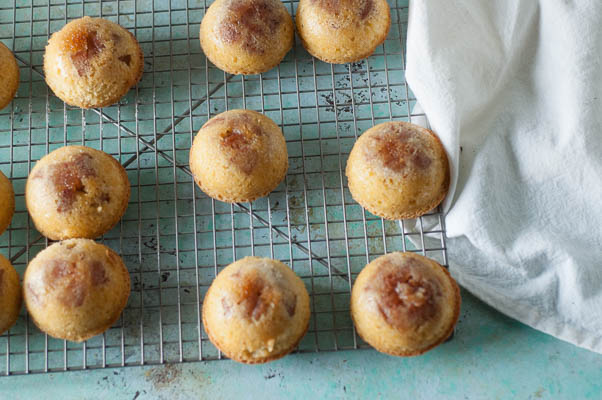 Brown Butter Apple Almond Cakes. Nutty, buttery, cinnamon-scented apple cakes. A rustic, comforting dessert. Gluten free. From Blossom to Stem | Because Delicious | www.blossomtostem.net