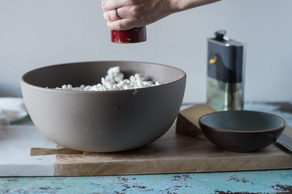 Cacio e Pepe Popcorn. From Blossom to Stem | www.blossomtostem.net