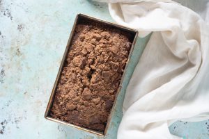 Streusel Topped Banana Bread with chocolate and pecans. From Blossom to Stem | www.blossomtostem.net