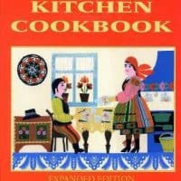 Polish Country Kitchen Cookbook (Expanded) (Hippocrene Cookbook Library (Paperback))