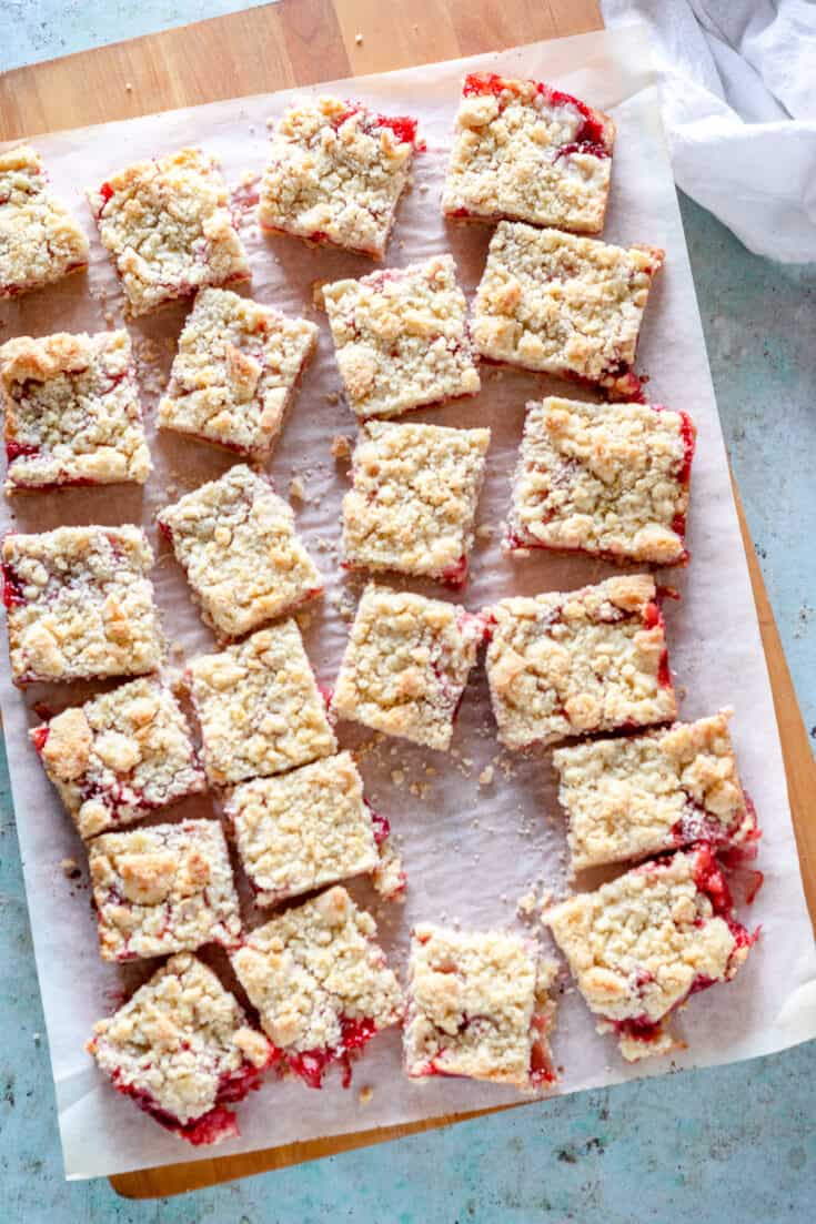 Strawberry crumb bars