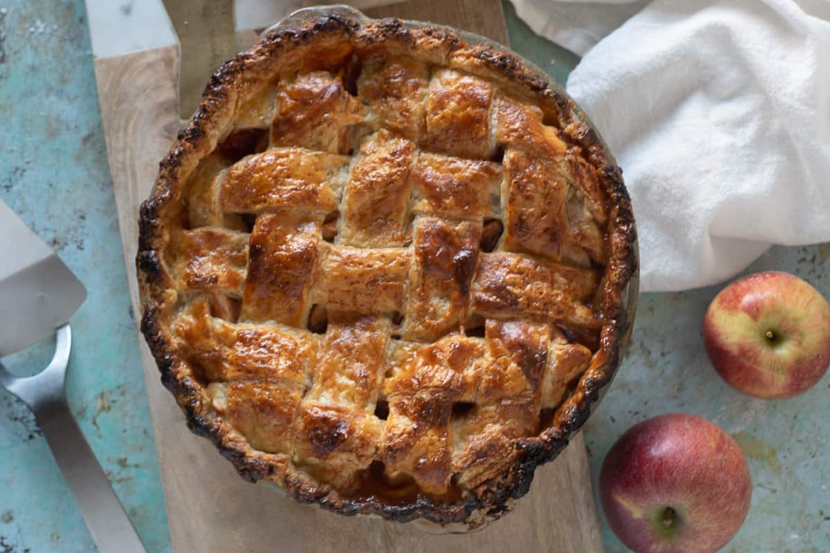 How to Make a Lattice-Top Pie Crust - Blossom to Stem