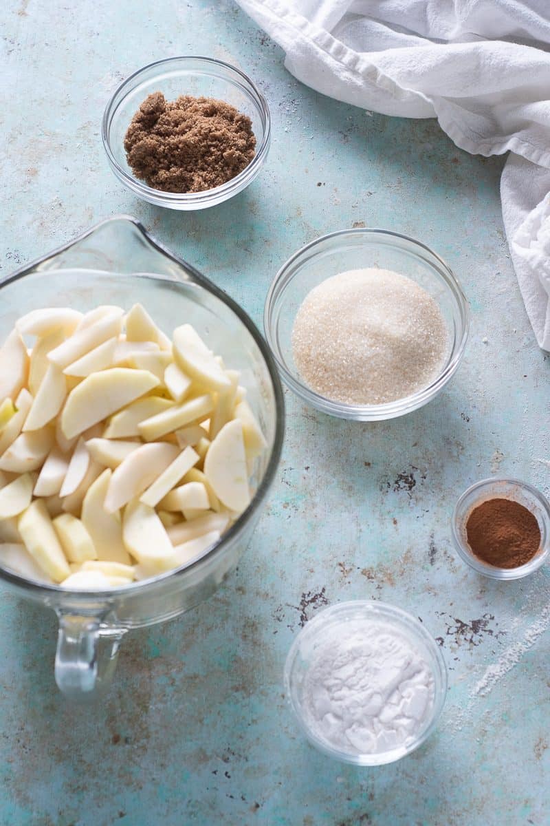 Apples, brown sugar, white sugar, cinnamon, tapioca starch