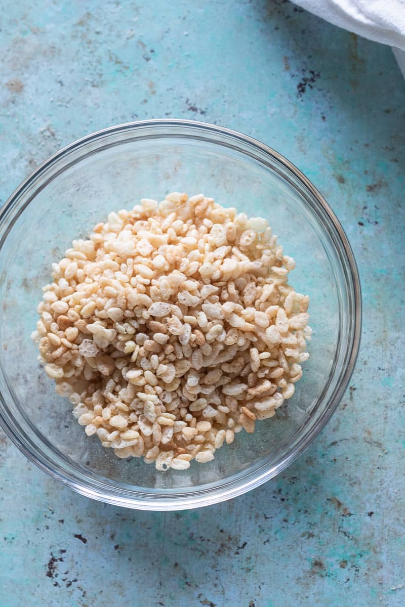 Rice Krispies in a mixing bowl