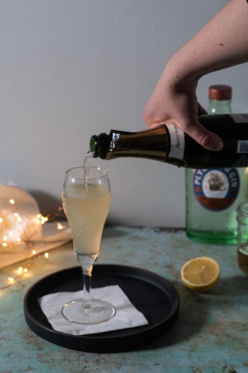 Topping a French 75 with Champagne